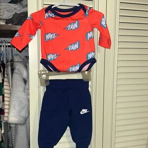 Nike Kids Navy Jogger Pants & TOP SET
